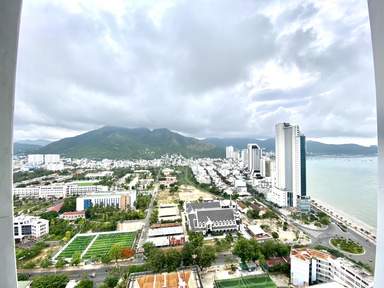 Bán căn hộ Scenia Bay Nha Trang l căn 2 phòng ngủ, 83m2 l 5 tỷ 900 triệu